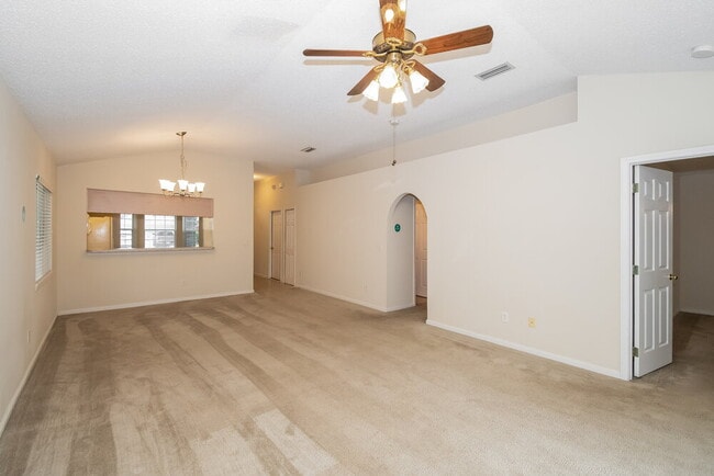 Foto del edificio - 3256 Ayrshire St
