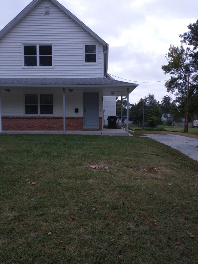 623 Grove St, Perry, IA 50220 House Rental in Perry, IA