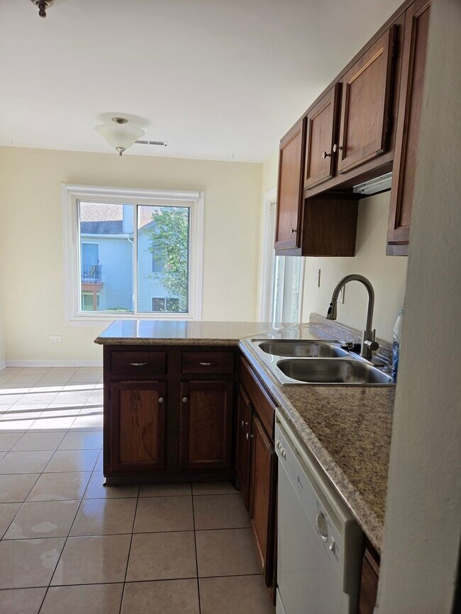 Foto del edificio - 7030 Park Ln Ct