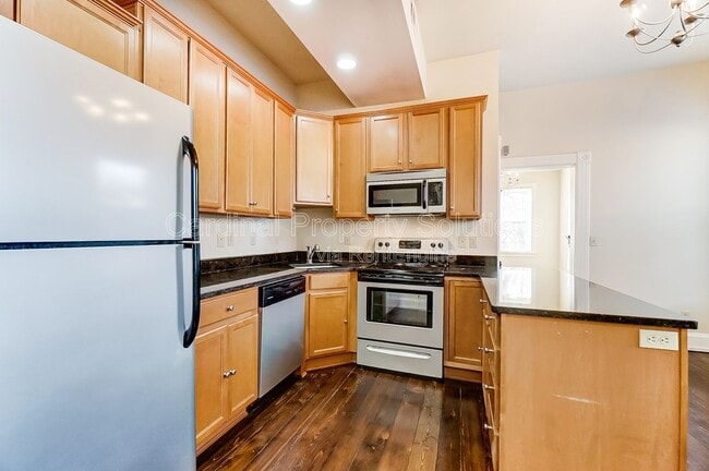 Photo - 2114 Kemper Ln Apartment