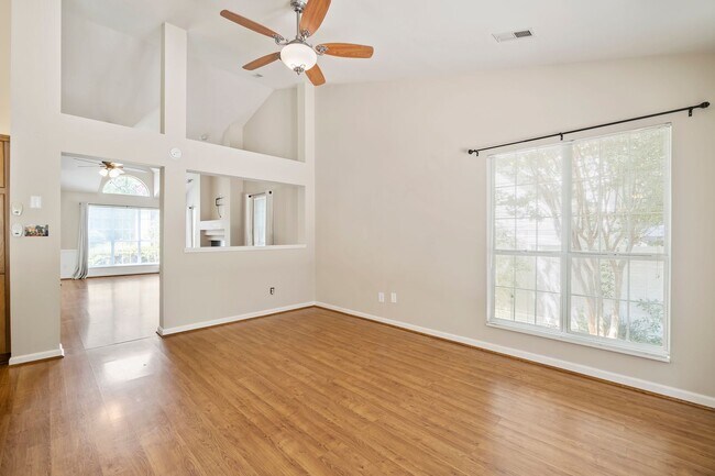 Building Photo - Beautiful 3 Bedroom Ranch Home Located In Ballantyne Area
