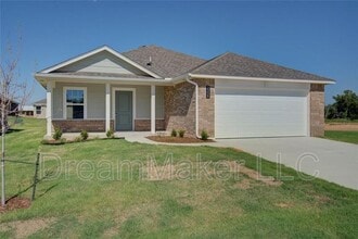 Building Photo - 2328 27th Ct