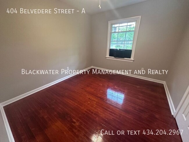 Building Photo - 404 Belvedere St