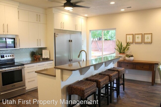 Building Photo - 5 br, 4 bath House - 3684 Windmill Drive