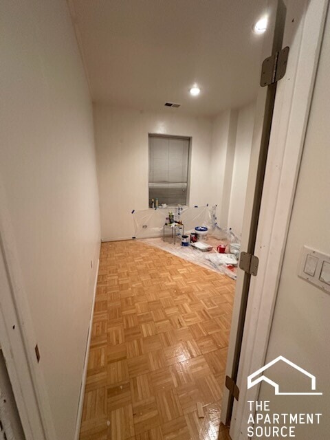 Building Photo - 3304 W Warren Blvd