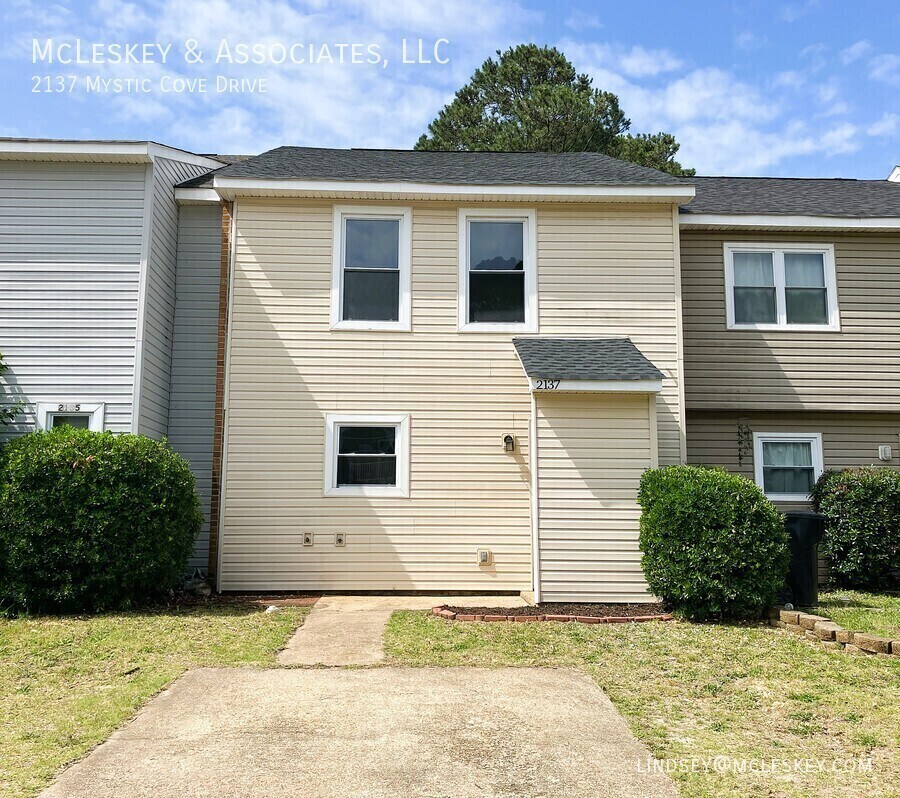 Foto principal - 2137 Mystic Cove Dr