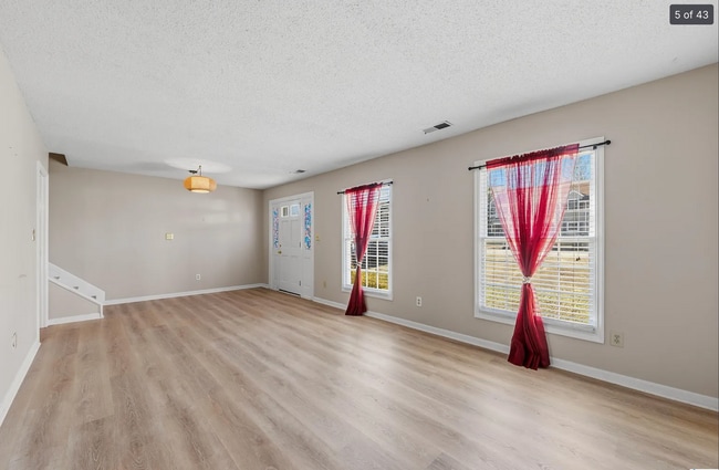 Building Photo - 753 Cahaba Manor Trl