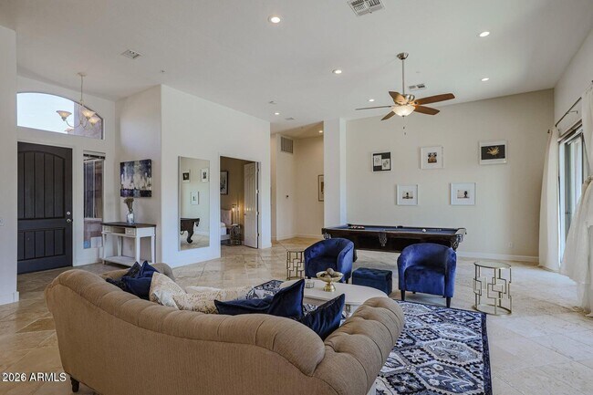 Foto del edificio - 8261 E Tailspin Ln
