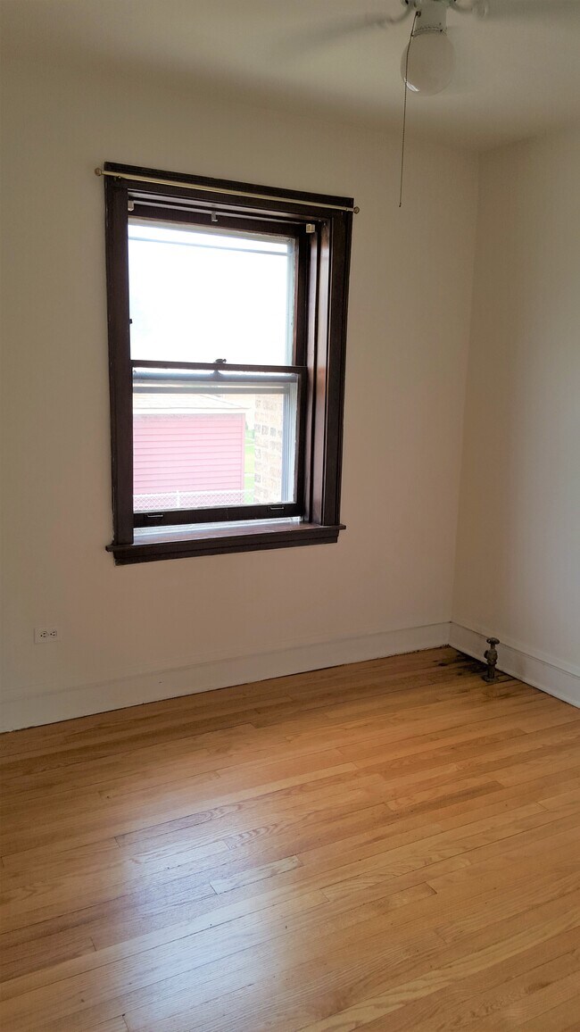 Foto del edificio - 6338 W Raven St