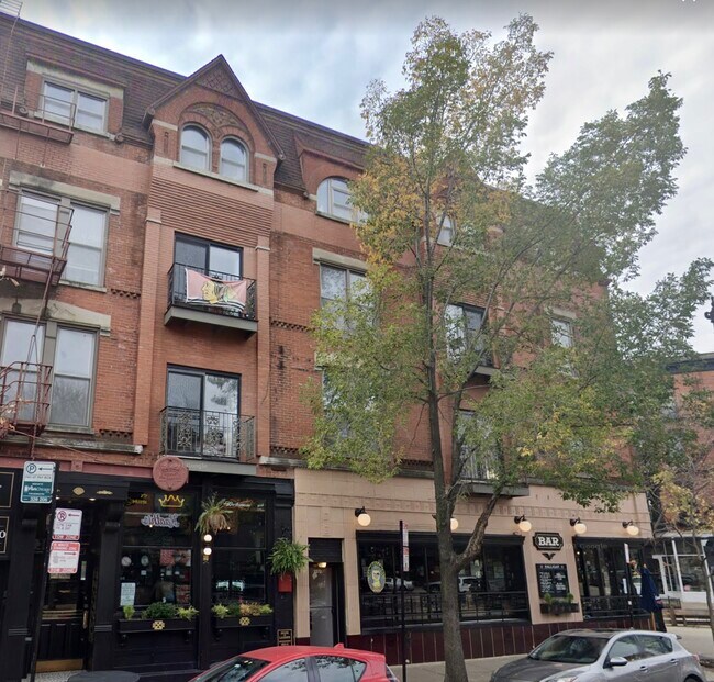 Foto del edificio - 2272 N Lincoln Ave