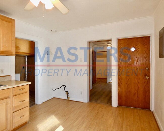 Foto del edificio - 1026 Oakwood Ave