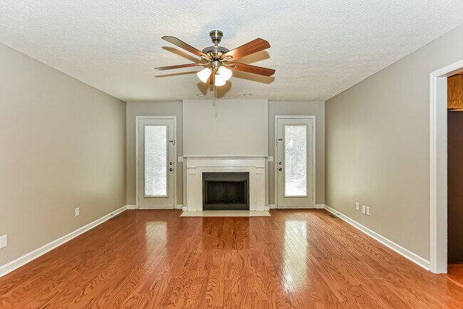 Foto del edificio - 111 Brookfield Ct