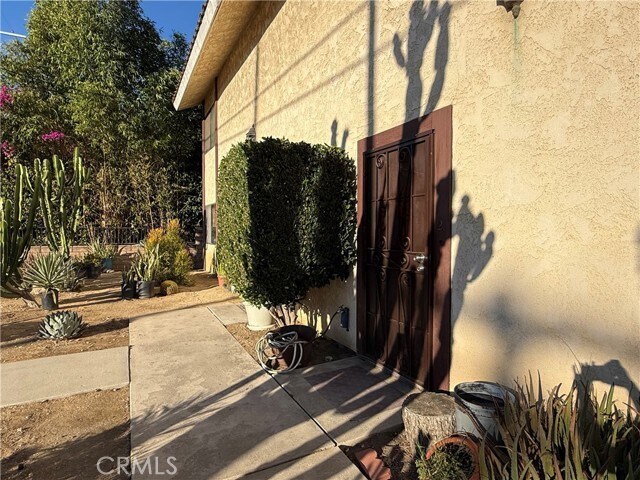 Foto del edificio - 322 N Avenue 66