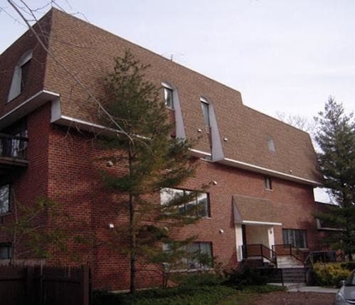 Building Photo - 9 Chelsea Pl