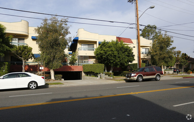 Edificio - 239 N Verdugo Rd