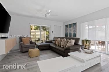 Building Photo - 3 br, 2.5 bath Townhome - 575 NW 98th Ave
