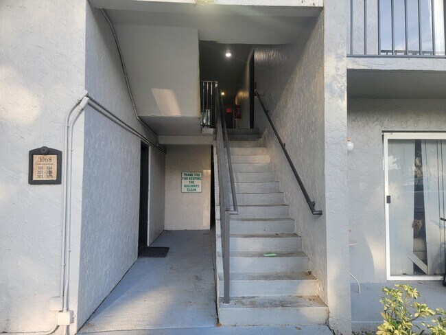 Foto del edificio - 1068 Benoist Farms Rd