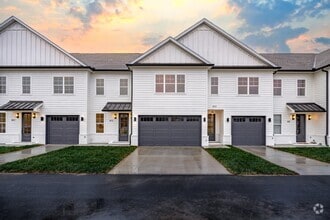 Building Photo - 815 Vickery Dr