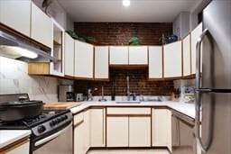 Foto del edificio - 114 Trenton St