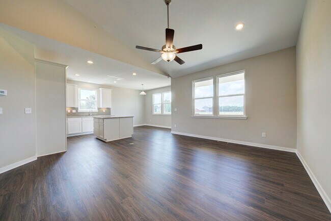 Foto del edificio - 2156 Steelwood Dr