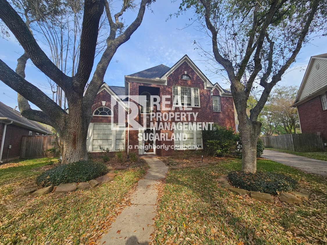 Elegant Living & Modern Comfort in Lexington Creek - Elegant Living & Modern Comfort in Lexington Creek