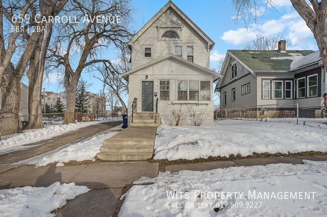 Building Photo - Beautiful 5-bedroom 1.5-bathroom home with...