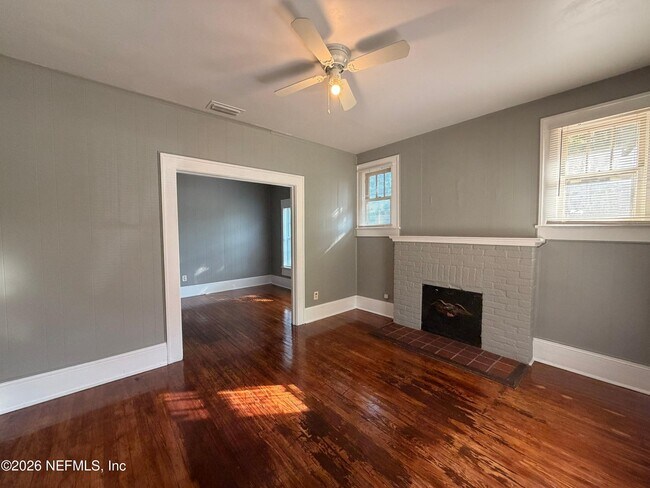 Foto del edificio - 919 Maynard St