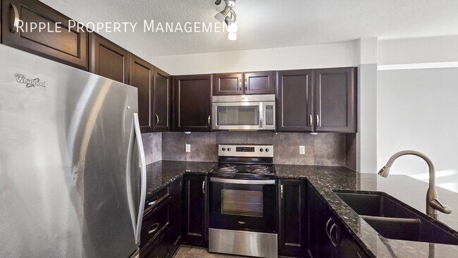 Photo du bâtiment - Fantastic 1 Beds, 1 Baths Apartment/Condo ...