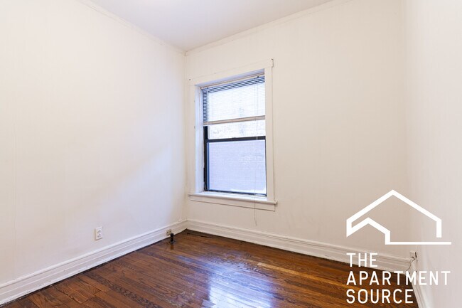 Foto del edificio - 3036 N Halsted St