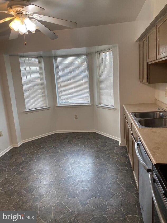 6913 Turnberry Ct, Frederick, MD 21703 Townhouse for Rent in