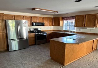 Foto del edificio - 8019 57th Dr NE