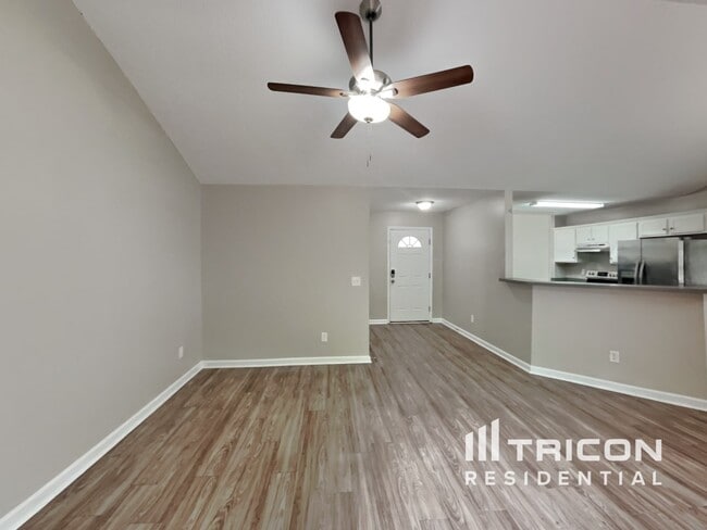 Building Photo - 7205 Spanglers Spring Way