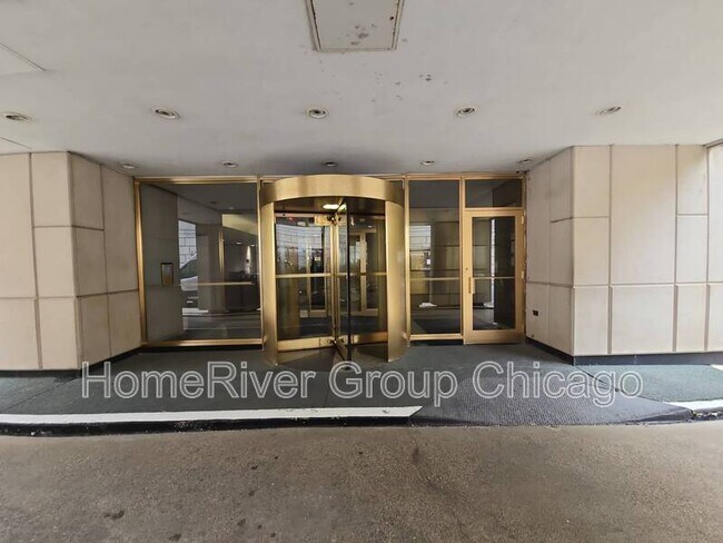 Foto del edificio - 21 W Goethe St