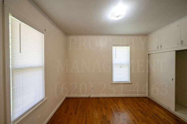 Foto del edificio - 2-Bedroom Duplex