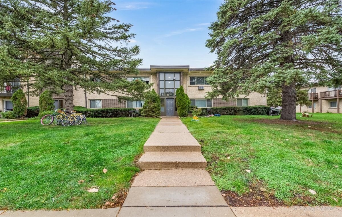 Foto principal - 1110 N Wheeling Rd