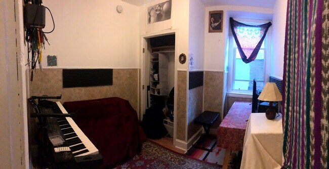 Bedroom - 141 N 50th St