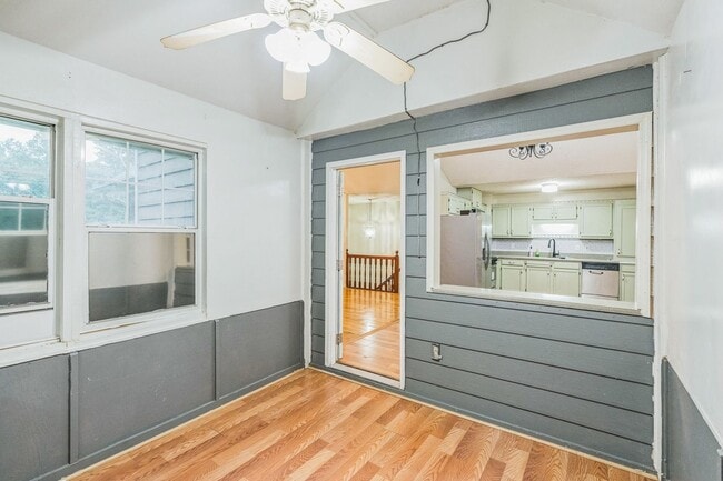 Foto del edificio - Charming 4BR House in Douglasville