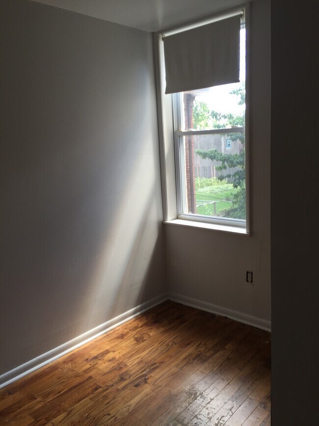 Building Photo - 4028 Powelton Ave