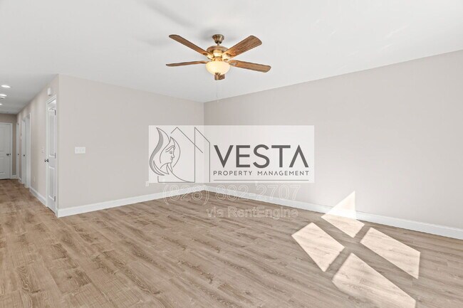 Building Photo - 44 Rosemary Rd