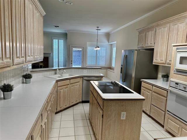 Building Photo - 4557 Lancelot Dr