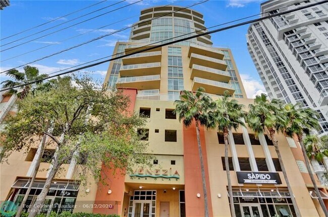 Foto del edificio - 111 SE 8th Ave