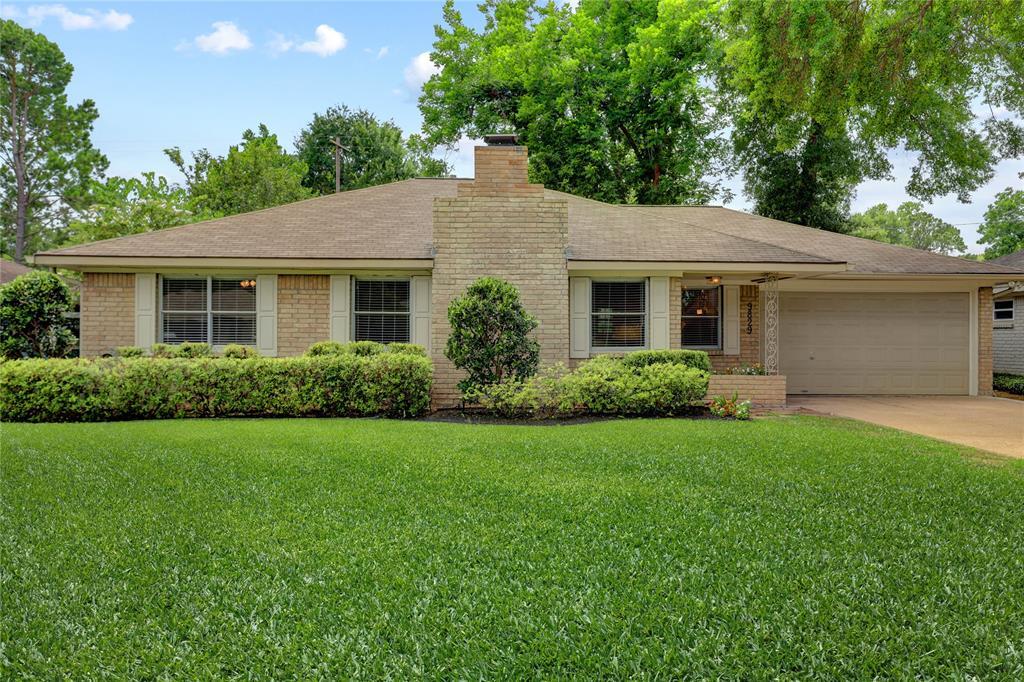Foto principal - 9829 Larston St