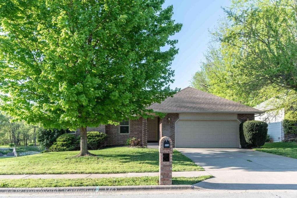 Primary Photo - 4459 W Westwood Dr