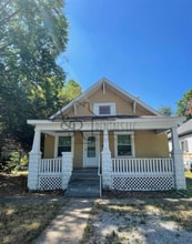 Building Photo - 415 W 9th St