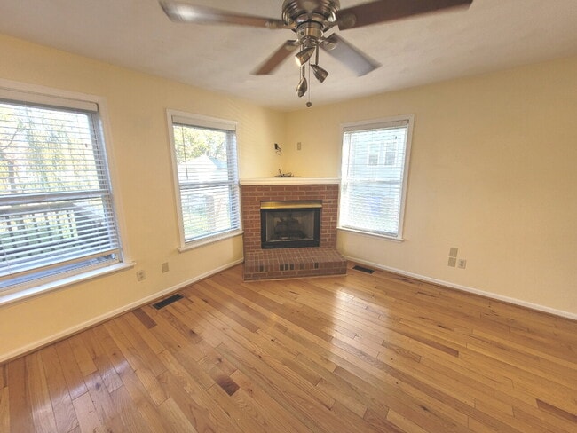 Foto del edificio - 3 Bedroom, 2.5 Bath Home with Open Floor Plan