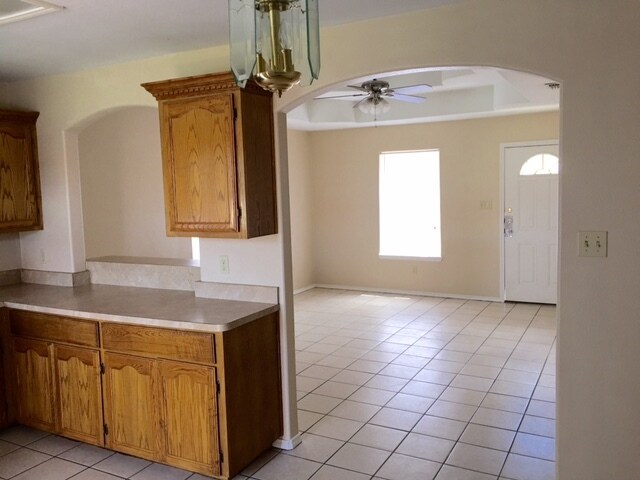Foto del edificio - 3809 W Sarah Evans St