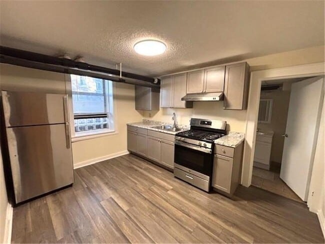 Building Photo - 1401 Willow St