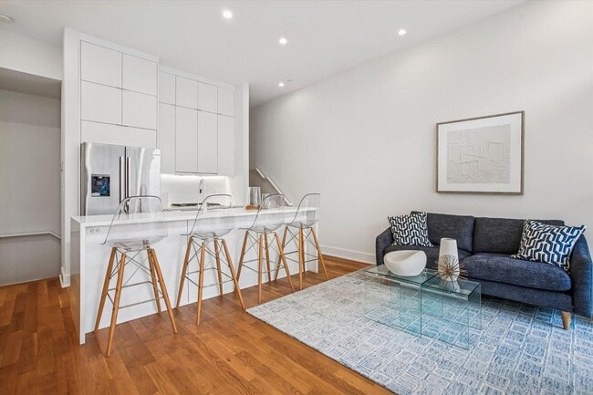 Photo - Exceptional 2BR/2BA with private rooftop located in the heart of Washington, DC! House