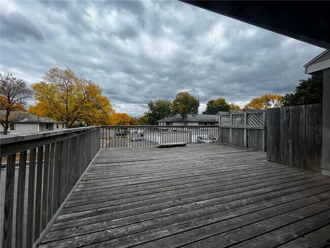 Foto del edificio - 1232 Wagon Wheel Rd