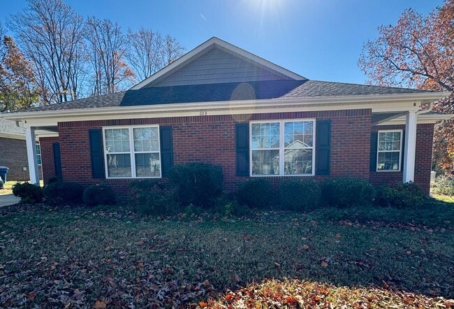 MOVE-IN READY! - MOVE-IN READY! House